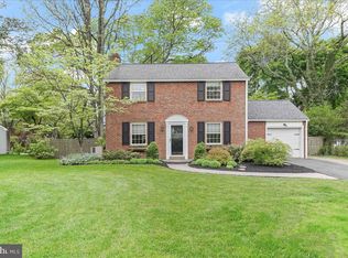 320 Strafford Ave, Wayne, PA 19087