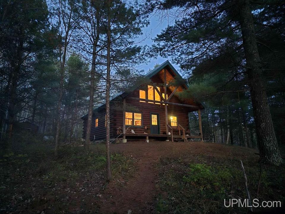 1st image of 2790 Bluejay Ln