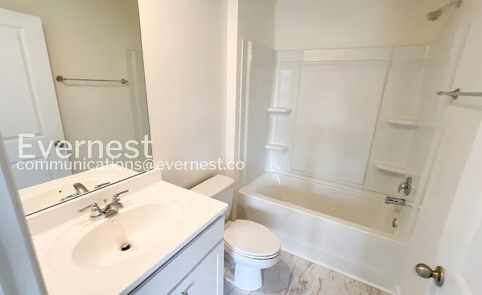 2370 Tournament Dr — Photo 22