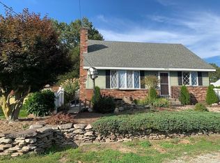 58 Reed St, Chicopee, MA 01020