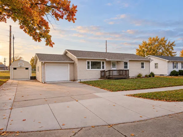 1208 Grant Ave, Norfolk, NE 68701