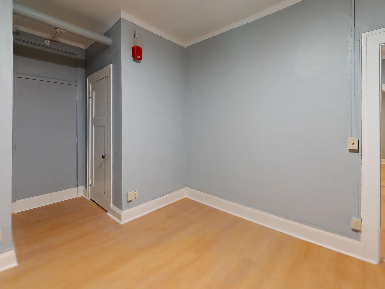 2 bed, 561 sqft, $1,850 — Photo 4