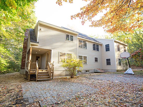 2nd image of 251 West Road