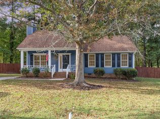 2004 Magnolia Ct, Clayton, NC 27520