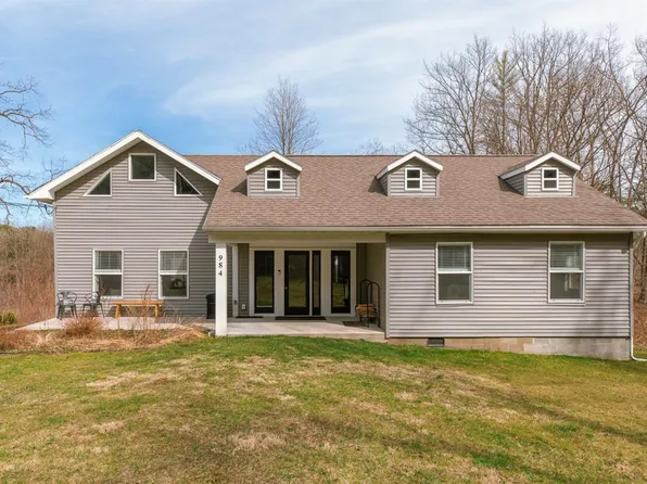 984 Route 9, Hudson, NY 12534