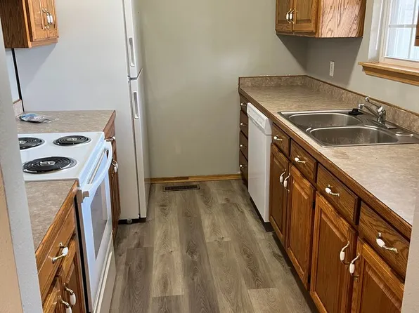 4575 E Zora St APT B, Joplin, MO 64801