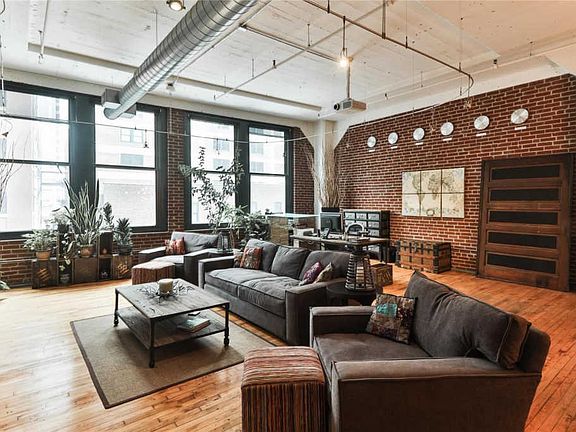5th image of 1010 Saint Charles St APT 504