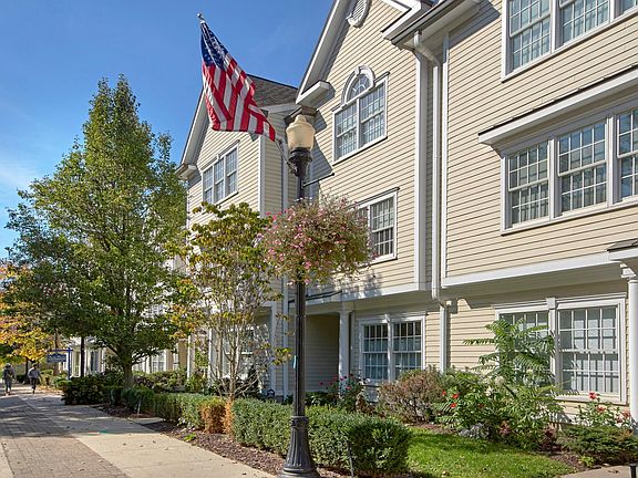 Walk to DiCiccos shopping enclave, the park and the bike/walking paths.