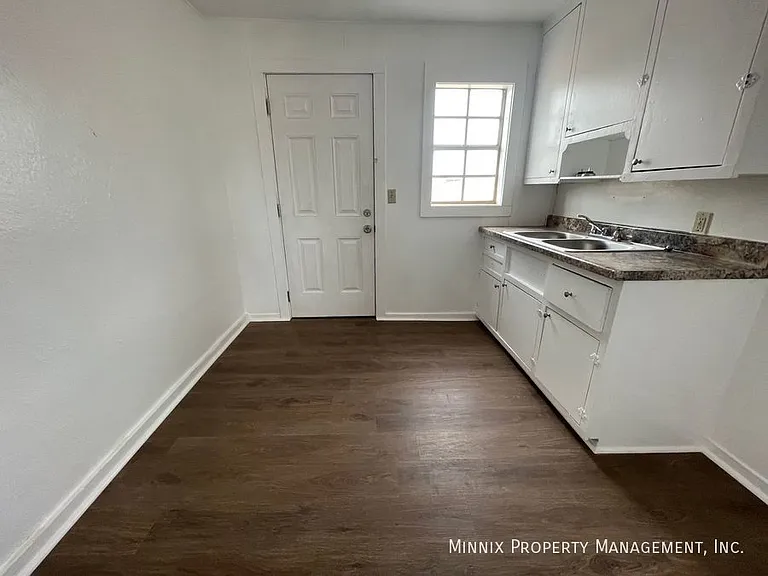 102 N 11th St #FS — Photo 9