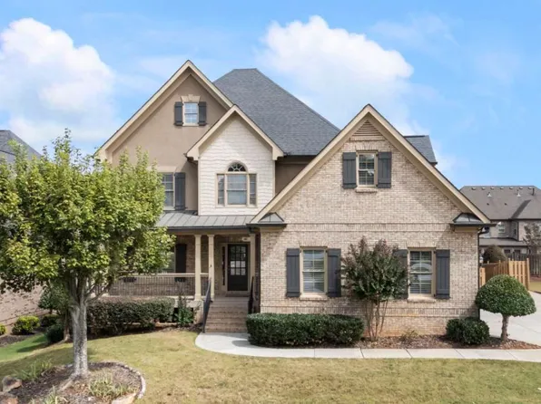 1054 Morgan Garner Dr SW, Lilburn, GA 30047