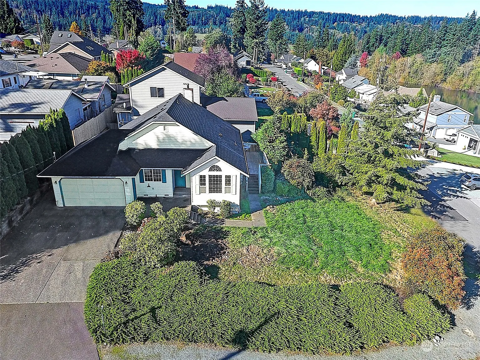 341 Edinburgh Drive photo 1