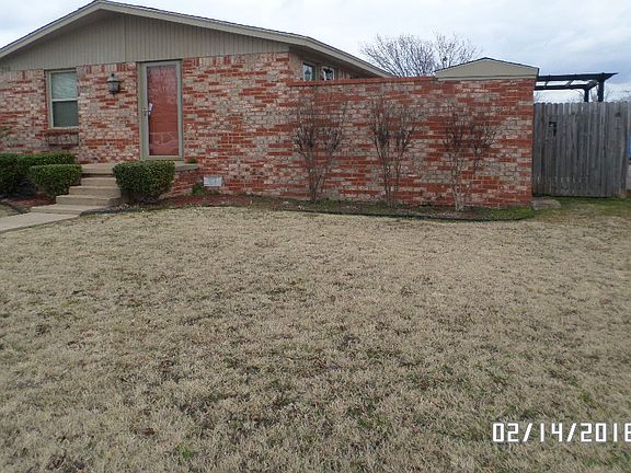 2nd image of 508 N Driftwood Ave