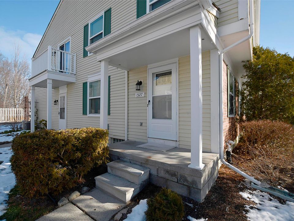 1st image of 1527 Mariner Dr