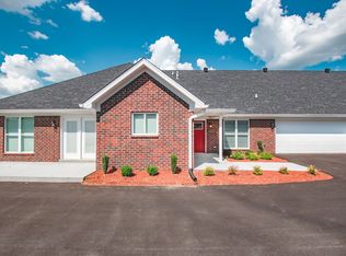 506 Eagle Pointe Dr, Louisville, KY 40214
