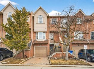 119 Spring Rd #3, Georgina, ON L4P 2K4