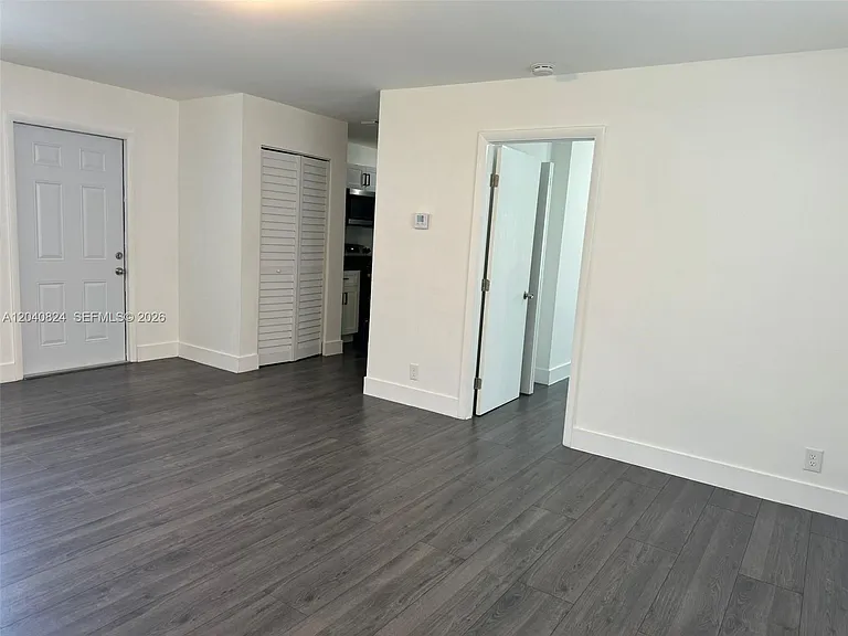 1842 Madison St #2 — Photo 7