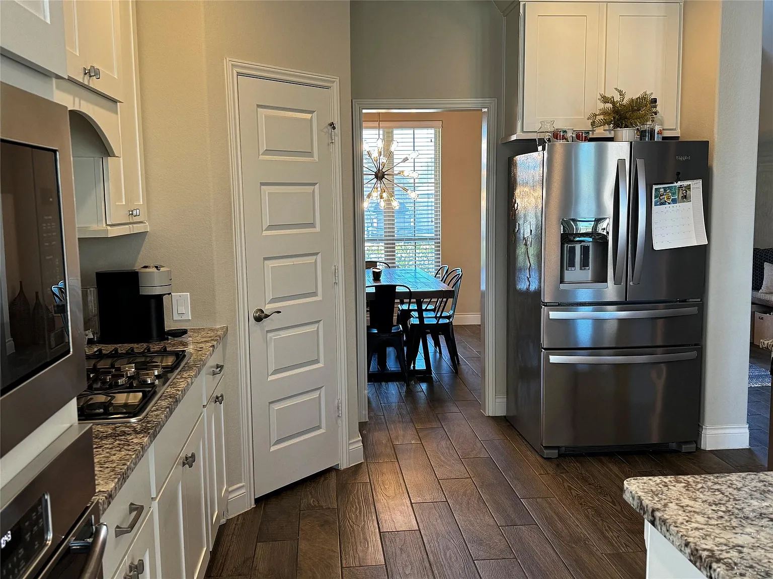 4 bed, 3.5 bath, 2646 sqft, $3,500 — Photo 4