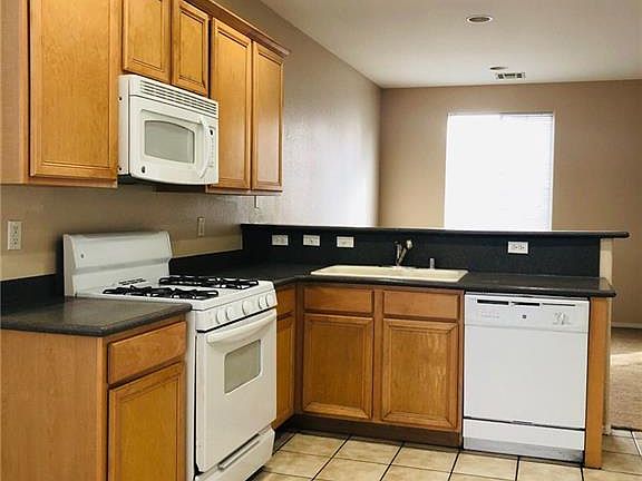 4th image of 9804 Twilight Walk Ave #0
