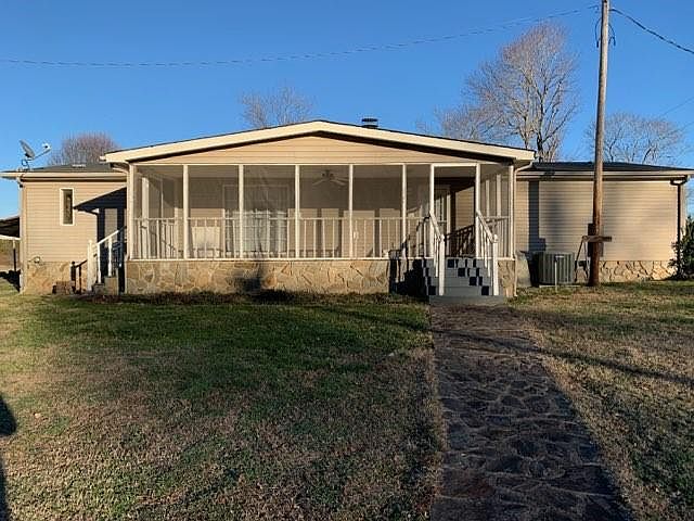 2nd image of 3659 Walker Rd