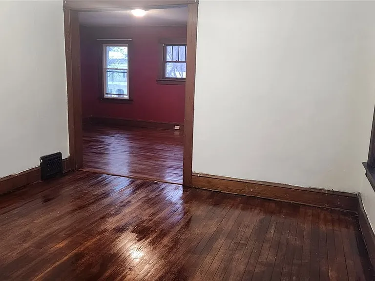 707 Southport St — Photo 12
