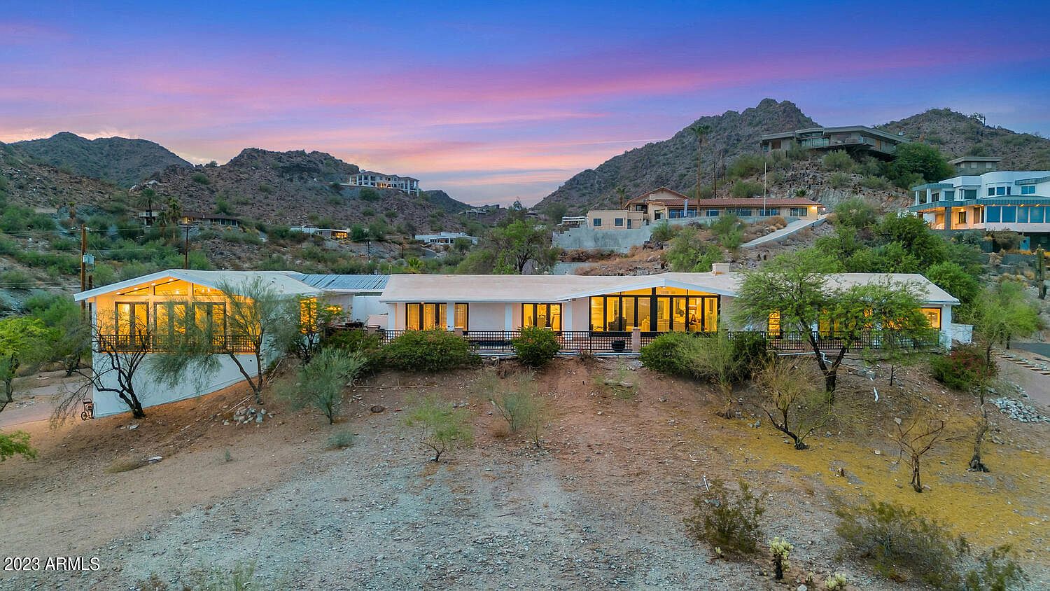 houses on the hill 新品未使用 5 E OAKWOOD HILLS Drive, Chandler, AZ 85248 | Zillow