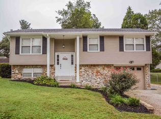 7277 Oaklawn Dr, Newburgh, IN