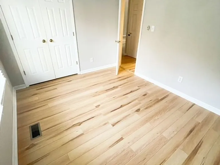 1624 Nesfield Pl — Photo 8