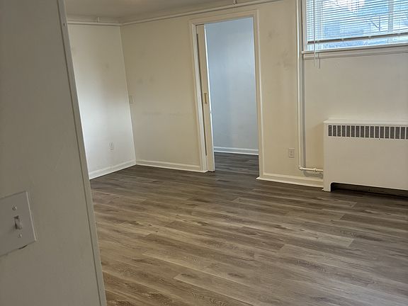 2nd image of 596 Highland Dr #4