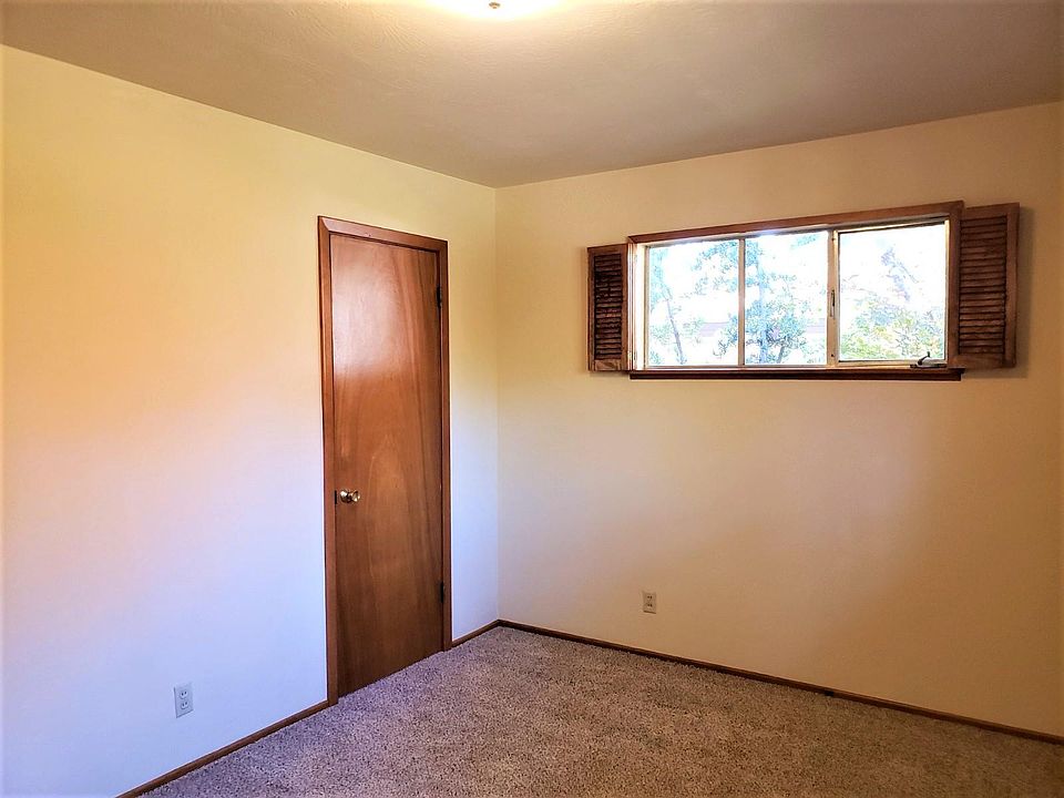 1st image of 2981 Armstrong Dr