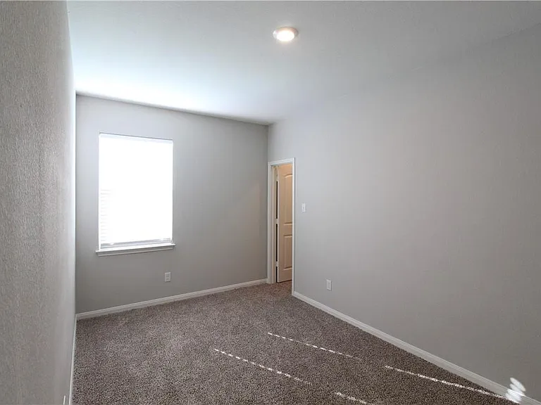 509 Washington Dr — Photo 10