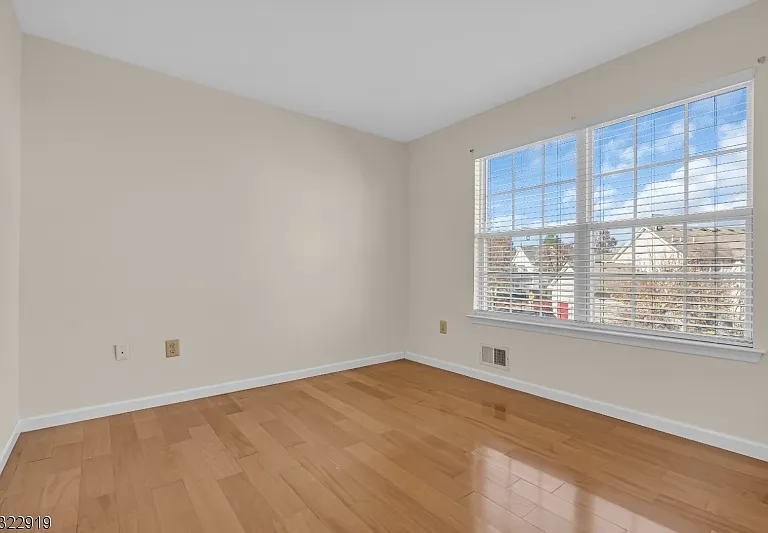 71 Nostrand Rd — Photo 19