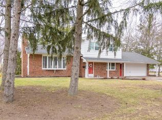 67 Brookdale Rd, Brockport, NY 14420