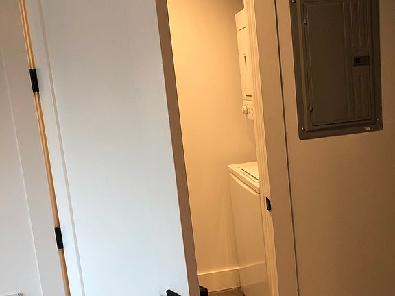 5th image of 1131 Fairview Ave Suite 308
