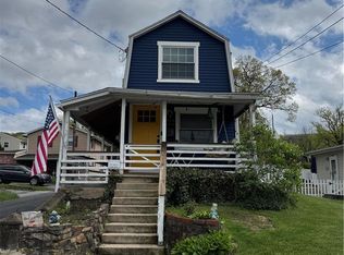 518 Furnace St, Emmaus, PA 18049
