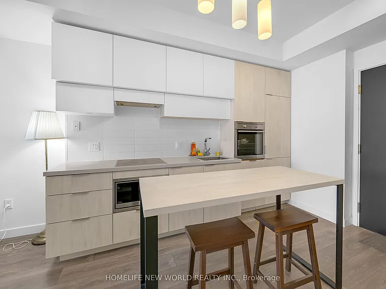 8 Eglinton Ave E #4903 — Photo 4