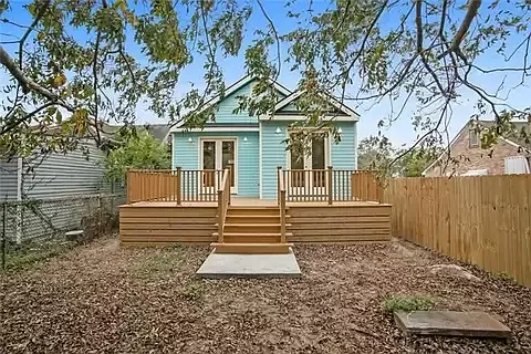 2117 Independence St — Photo 11