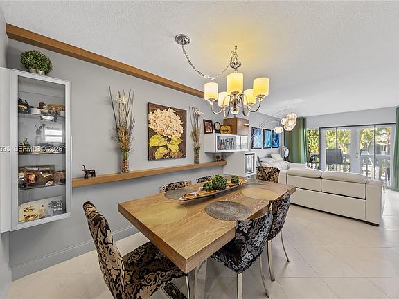 5th image of 470 Paradise Isle Blvd APT 310