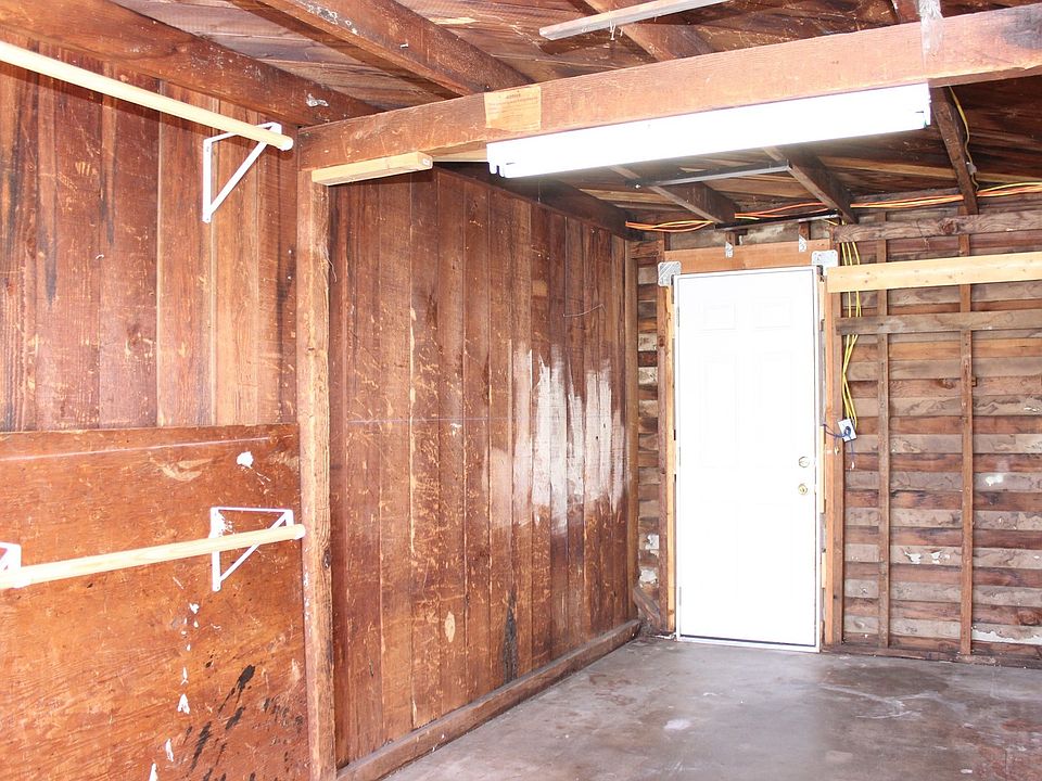 2nd image of 4453-4455 1/2 48th St #2