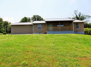 3518 Calvert St, Rockford, TN 37853