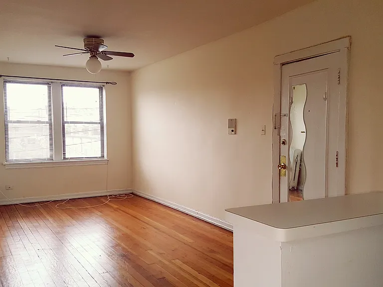 644 W Wrightwood — Photo 12