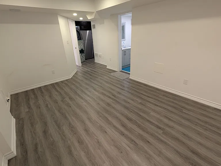 25 Caliper Rd #BASEMENT — Photo 10