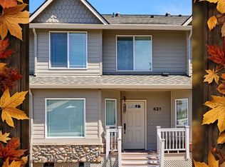 421 Harris Ln, Oregon City, OR 97045