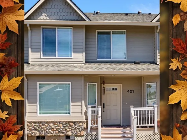 421 Harris Ln, Oregon City, OR 97045