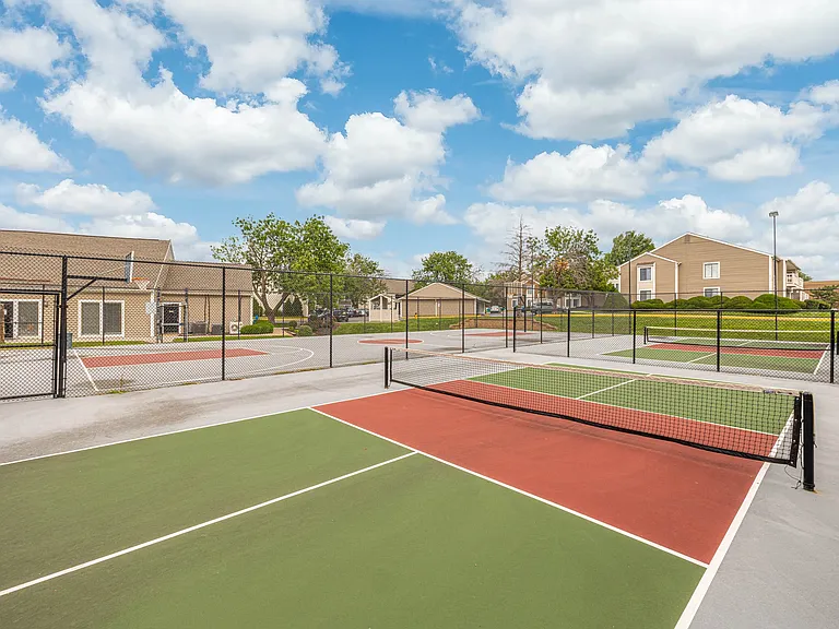 Rosehill Pointe — Photo 29