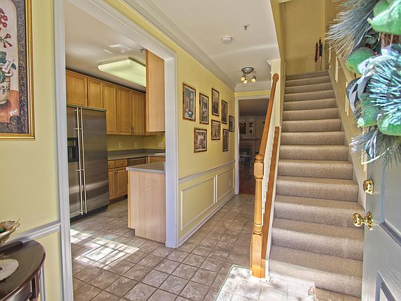 2nd image of 12620 Fair Crest Ct