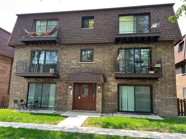 9814 Bianco Ter #1B, Des Plaines, IL 60016