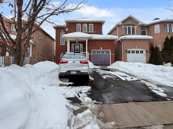 3253 Bruzan Cres, Mississauga, ON L5N 8E7