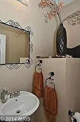 715 Pleasant Dr — Photo 16