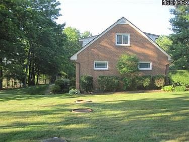 4th image of 12147 Bardwell Dr