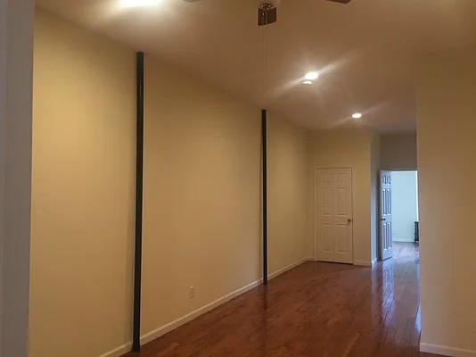 Rented by Merileads Inc. | media 8